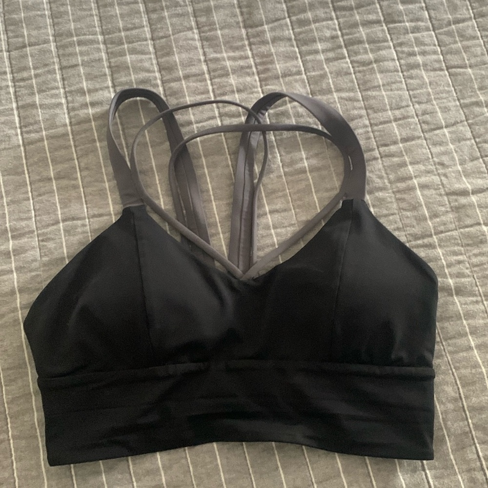 Lululemon NWOT align sports bra - 8/ medium